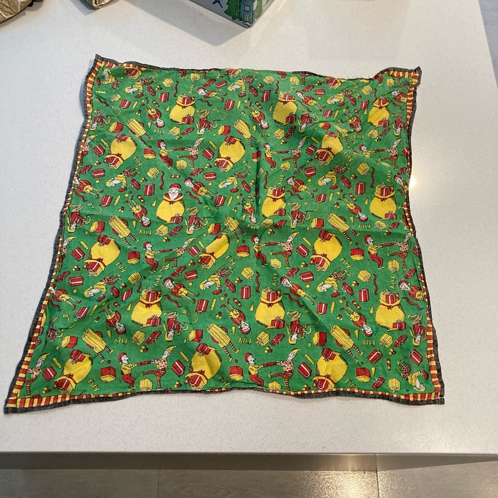 Christmas Lush knot wrap